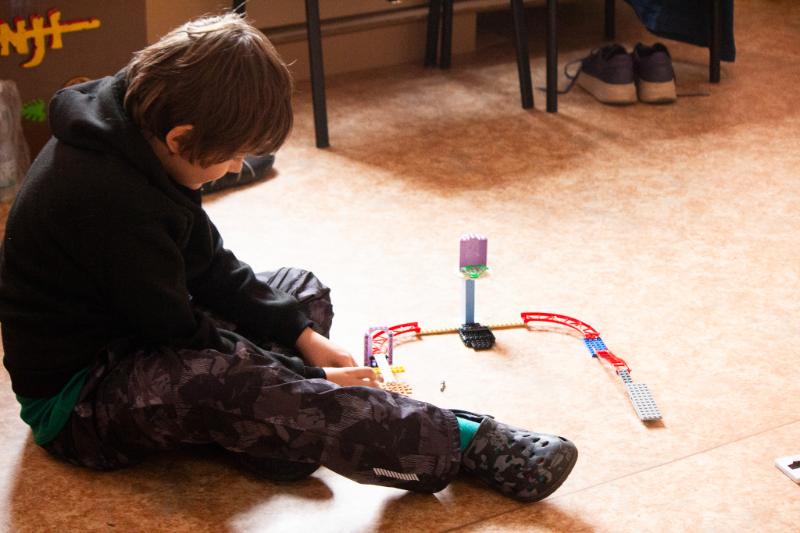 Workshop Build the Change na ZŠ Jungmannovy sady v Mělníku | Včely: Biodiverzita & Klimatická změna